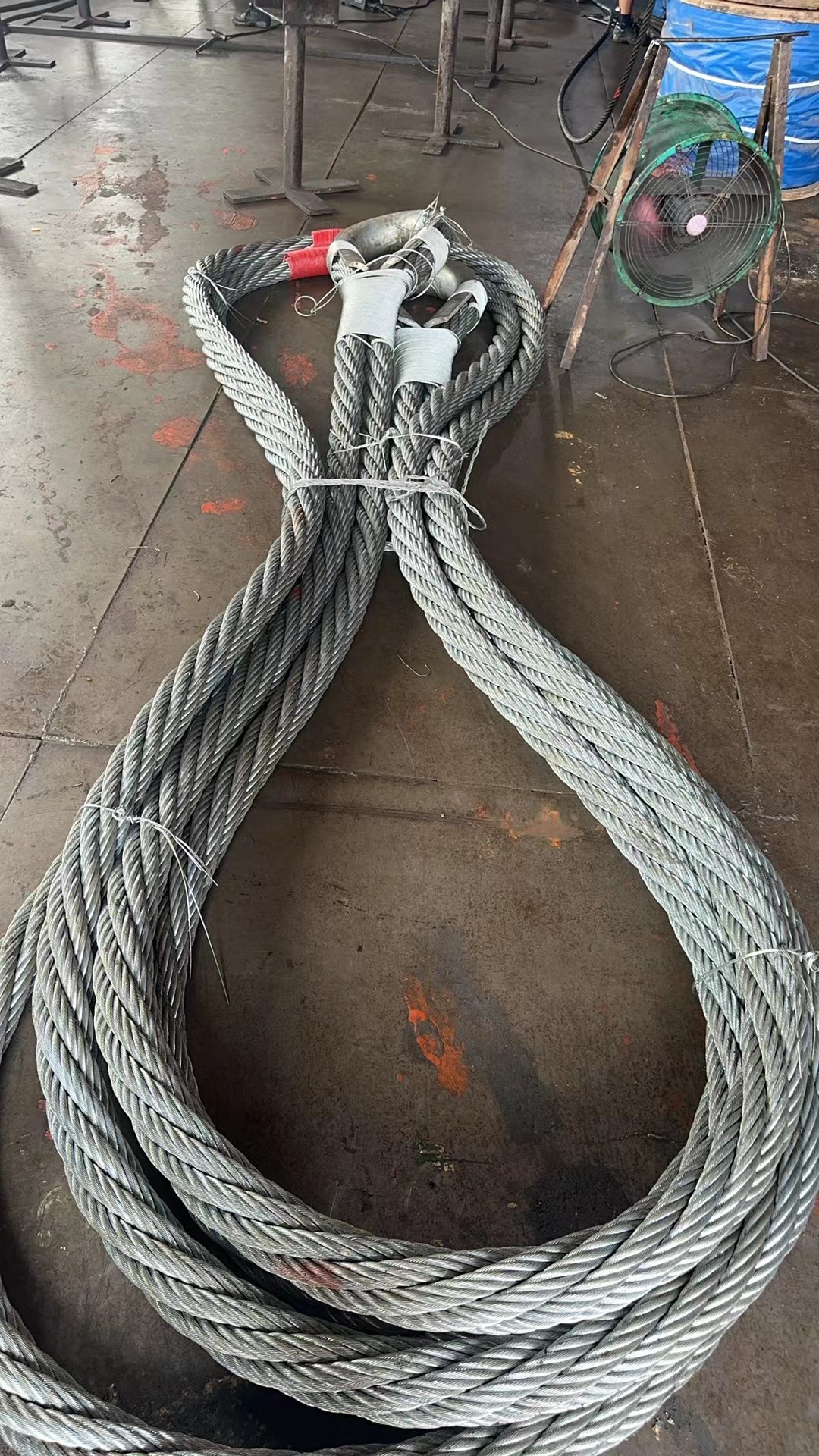 Grommet wire rope with thimbles for an urgent application in Nantong, China.